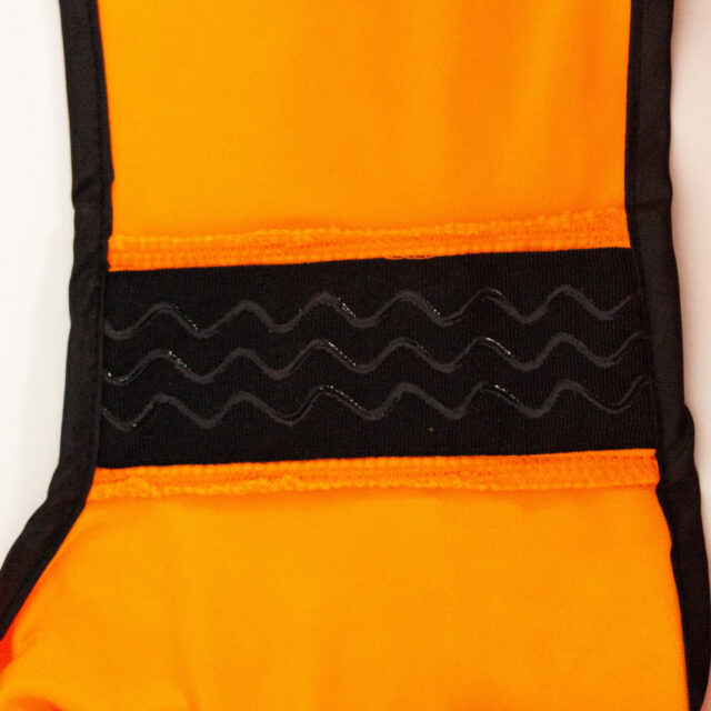 J301 épaule dessous